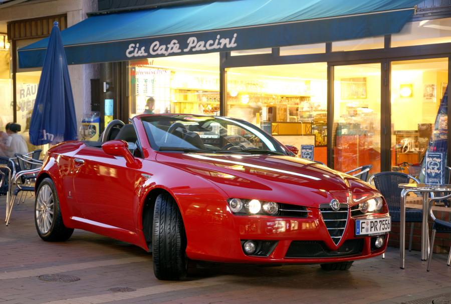  Alfa Romeo Spider (939E) 2008 года  (WW) (фото 9 из 40)